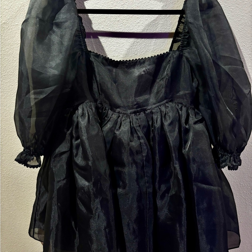 SELKIE “THE PUFF DRESS IN BLACK”
